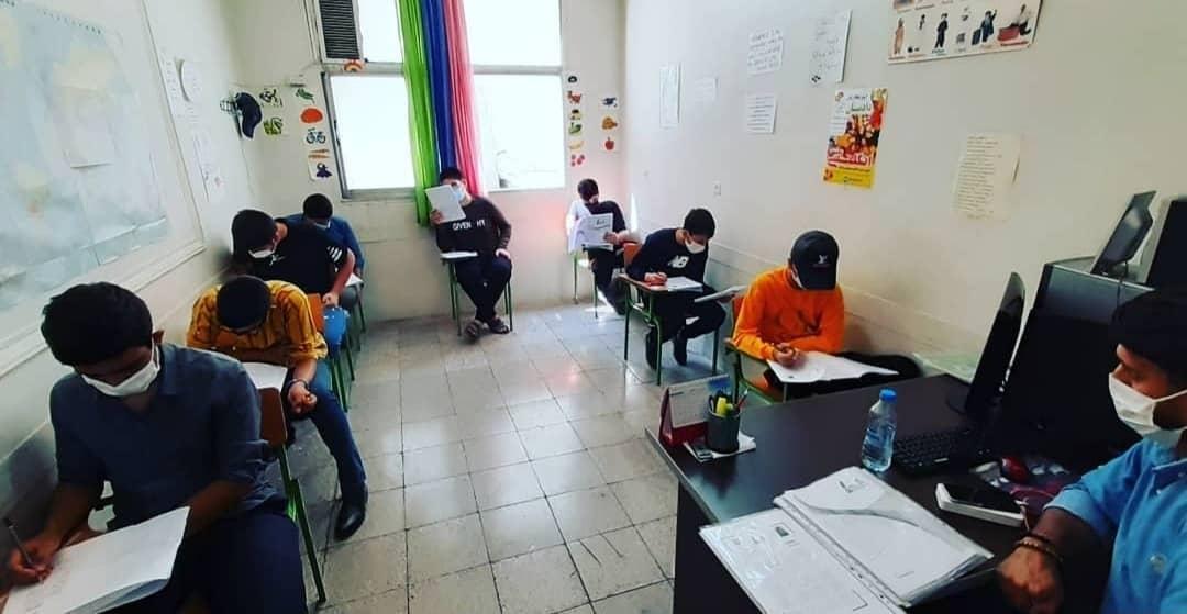 عکس آموزشگاه زبان دادمان