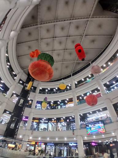 عکس هایپراستار خلیج فارس یزد