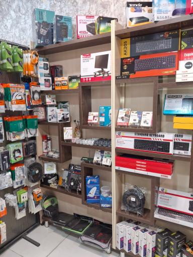 عکس فروشگاه کامپیوتک 