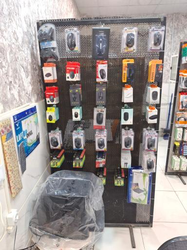 عکس فروشگاه کامپیوتک 