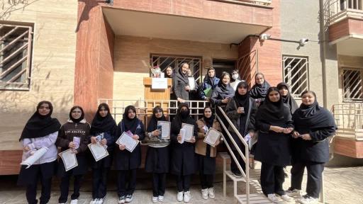 عکس دبیرستان غیرد‌ولتی دخترانه دانشیار