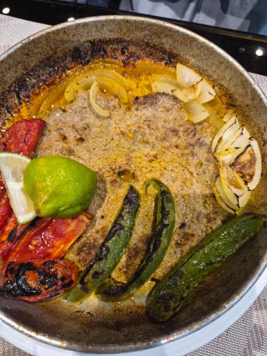عکس رستوران مزه طوری
