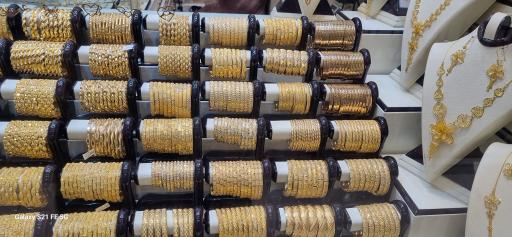 طلا فروشی زرسرا 