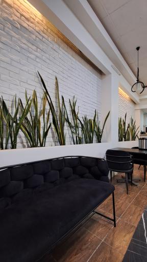 عکس کافه فست فود ژیوان