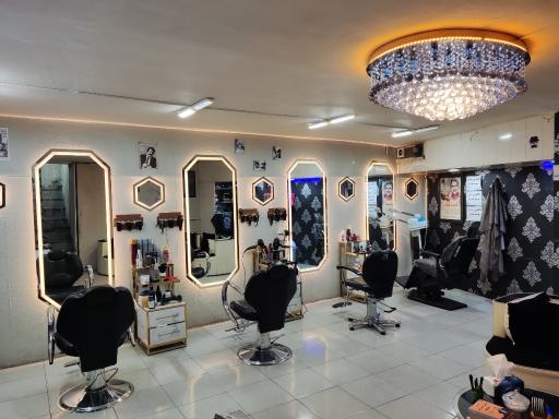 عکس آرایشگاه سیبیل