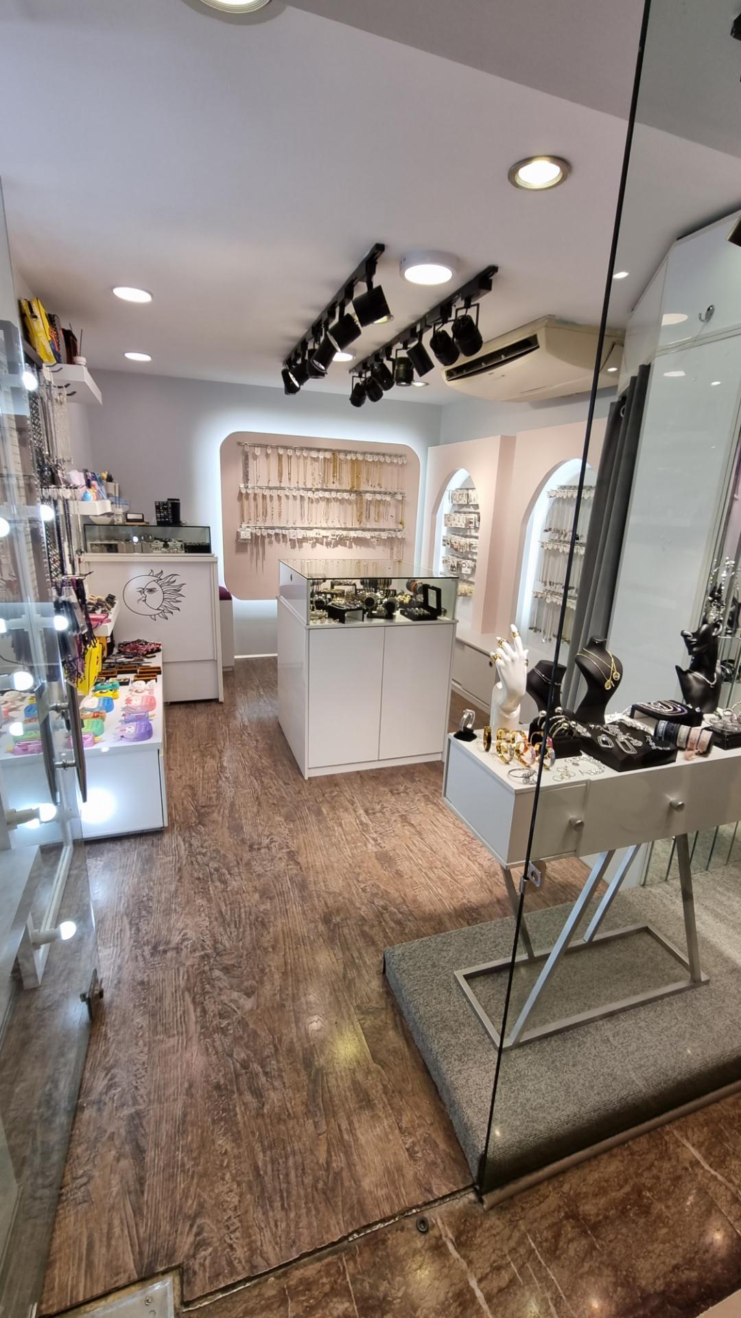 عکس گالری لیما 