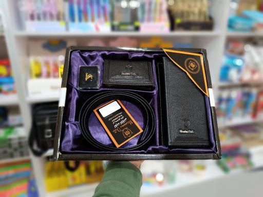 عکس نوشت افزار و فانتزی کارن
