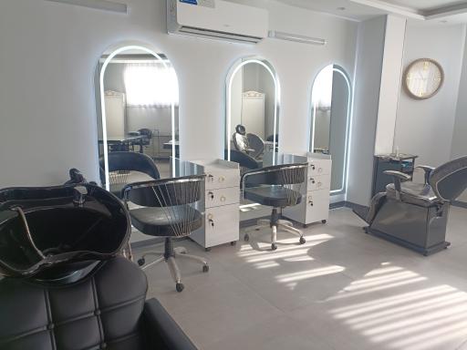 عکس سالن زیبایی دلسانو