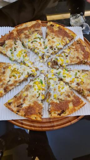 عکس پیتزا پیتزا شعبه بندر انزلی
