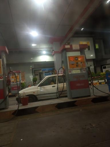 عکس پمپ بنزین شهر پردیس