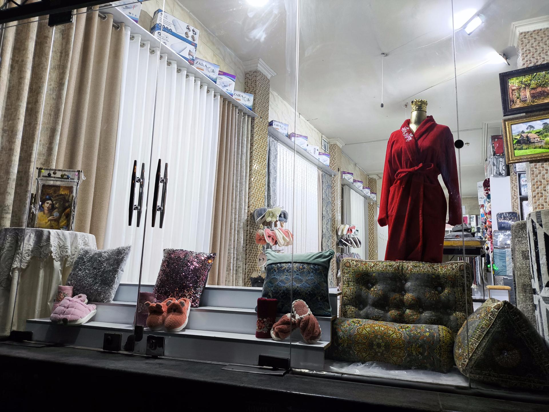 عکس کالای خواب و پرده سرای علیوند 