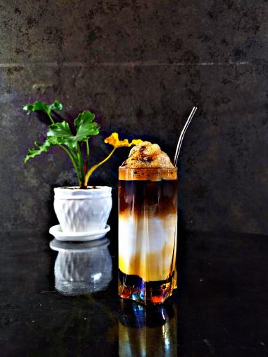 عکس کافه هیچ