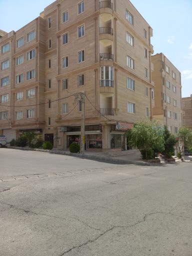 عکس مشاور املاک جماران