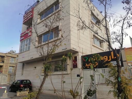 عکس دکتر سید حسن حسینی (متخصص پوست و مو)