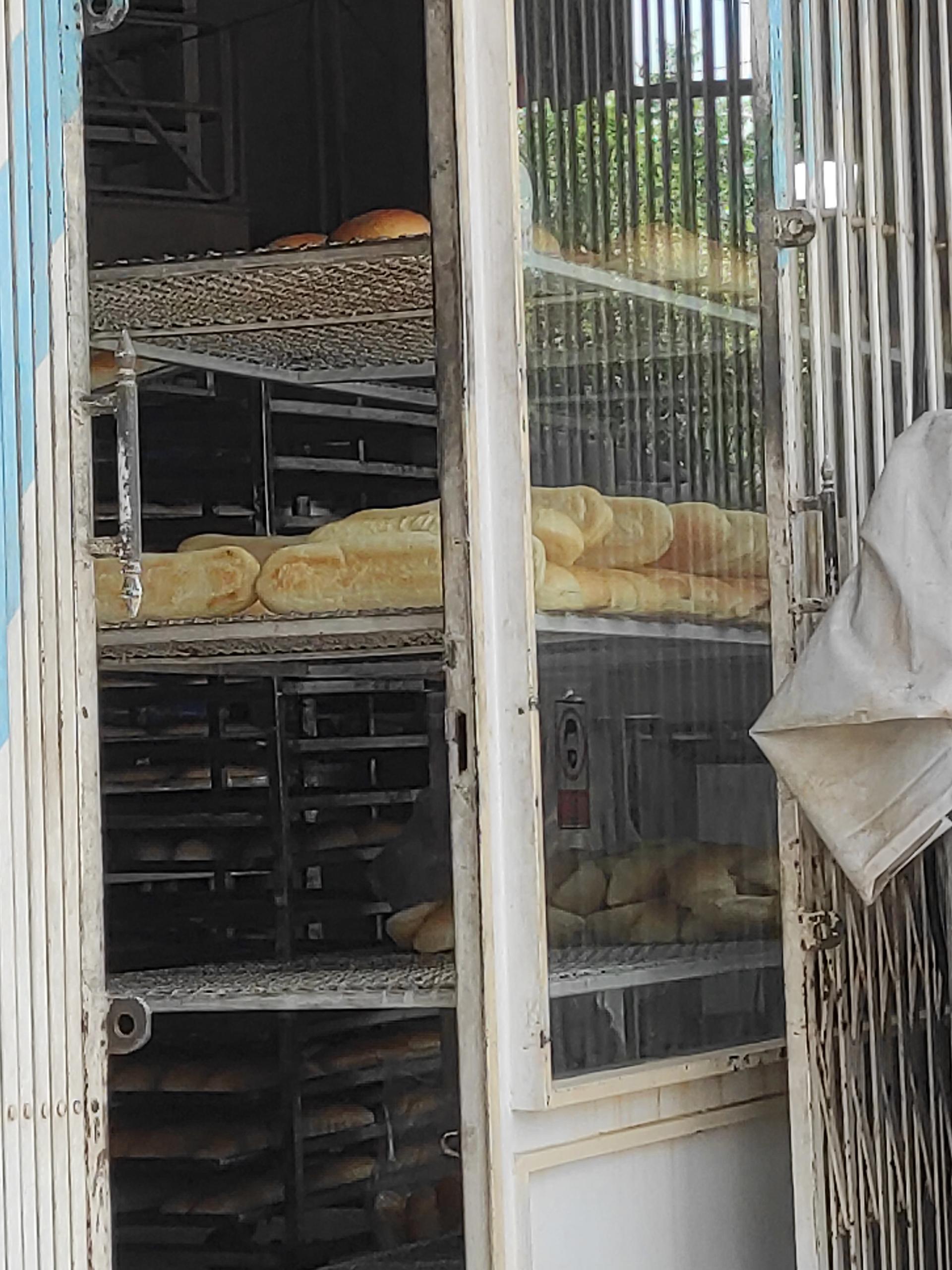 عکس نان فانتزی عطر نان