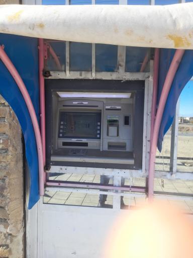 عکس خودپرداز بانک دی