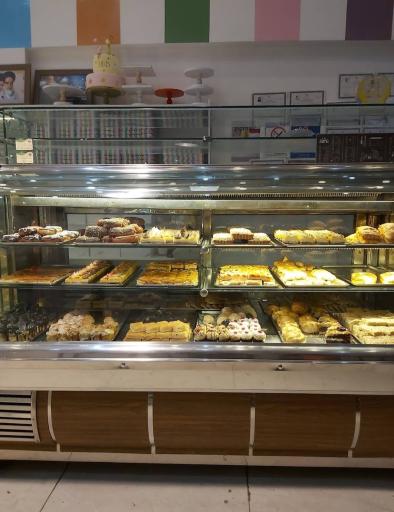 عکس کافه قنادی هورا