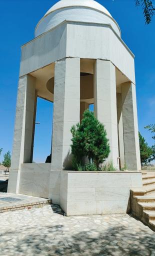 عکس مقبره ابوعلی فارمدی