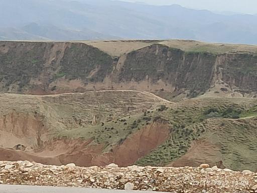 عکس کوه تنگوان