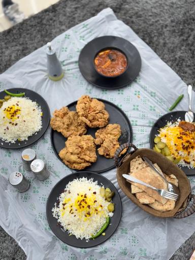 عکس رستوران مسافر