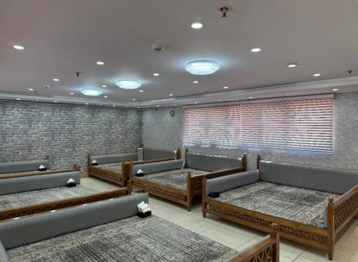 عکس رستوران کارن 