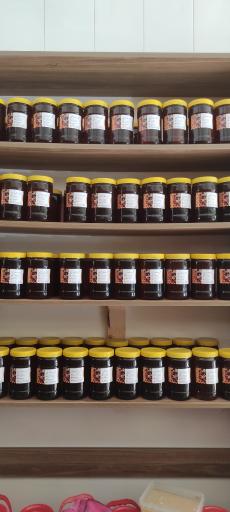 عکس عسل و خشکبار کریمی