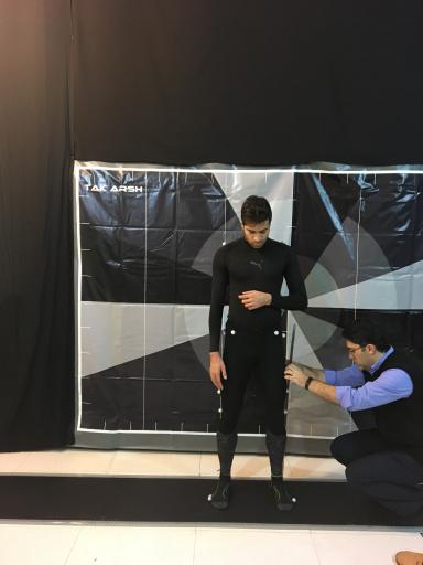 عکس آزمایشگاه آنالیز راه رفتن کوثر