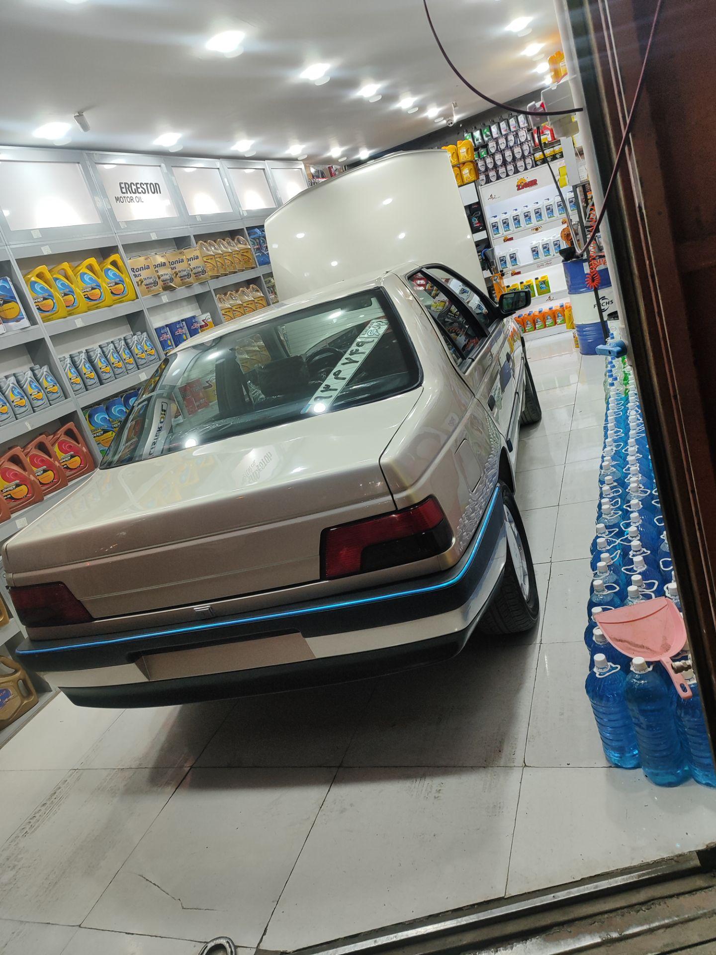 عکس بازسازی خودرو آقای خاض