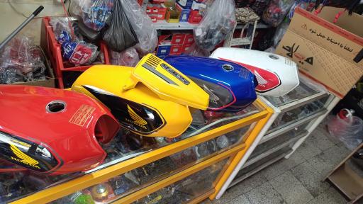 عکس لوازم یدکی و تزئینات موتورسیکلت جهانیان 