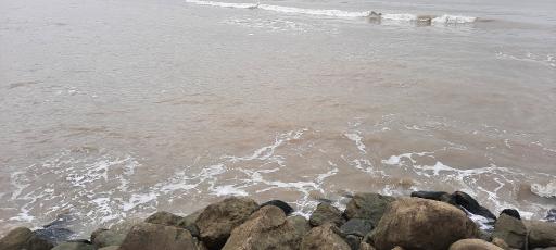 عکس ساحل سنگی کپورچال