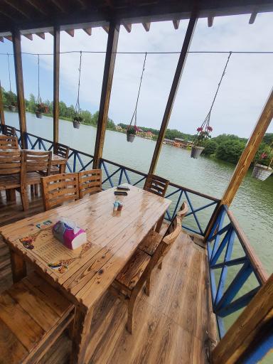 عکس رستوران سنتی گیلار