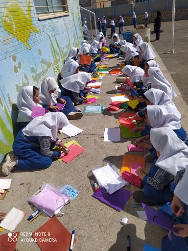 عکس دبستان دخترانه شهدا