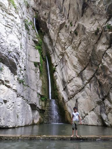 عکس تفرجگاه آبشار جنگل گلستان