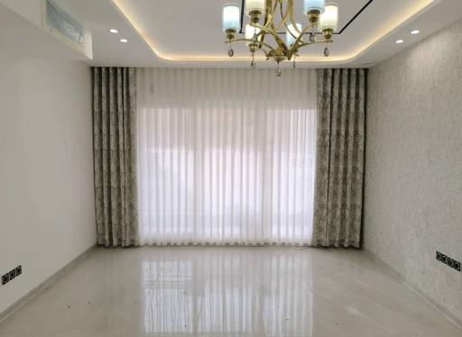 تزئینات پرده حریر دراپه