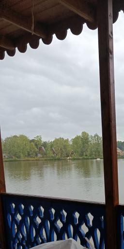 عکس رستوران سنتی گیلار