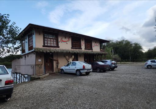 عکس رستوران سنتی گیلار