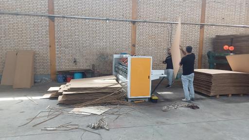 عکس فراز کارتن صفادشت