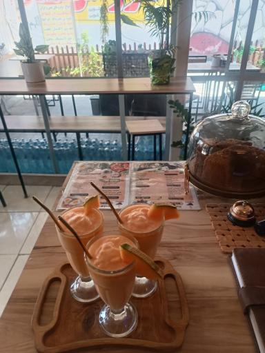 کافه صبحانه 17