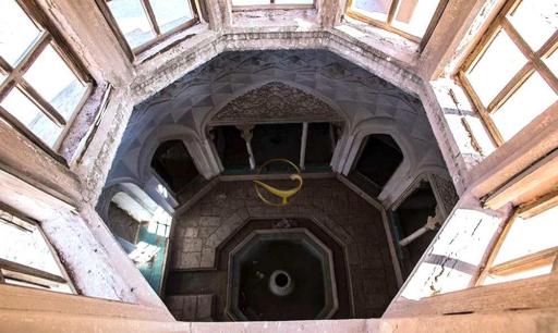 عکس عمارت شترگلو