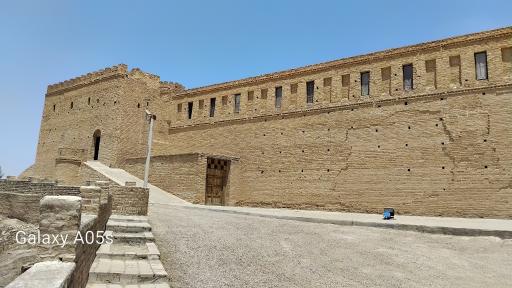 عکس قلعه تاریخی شوش