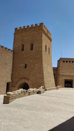 عکس قلعه تاریخی شوش