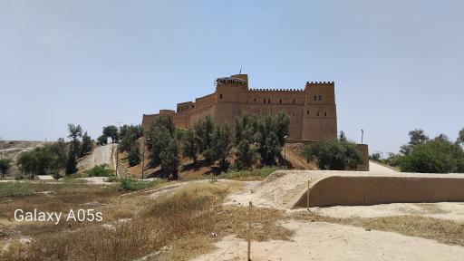 عکس قلعه تاریخی شوش