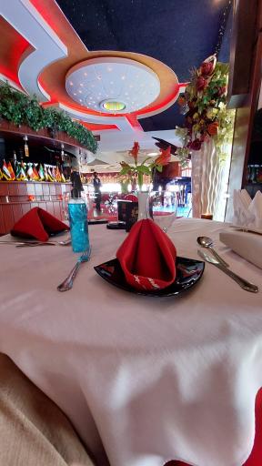 عکس رستوران نارنجستان