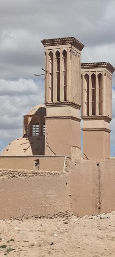 عکس عمارت شترگلو