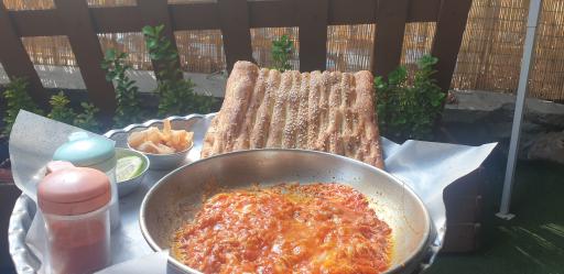 عکس کافه صبحانه حمید تیستی