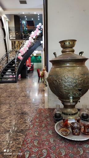 عکس کافه رستوران باران