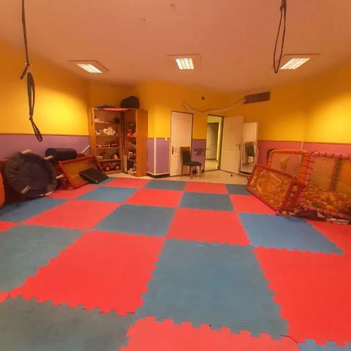 عکس کلینیک مادر و کودک دانشگاه شهید بهشتی