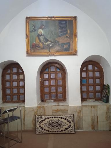 عکس آرامگاه حاج ملاهادی سبزواری