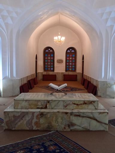 عکس آرامگاه حاج ملاهادی سبزواری