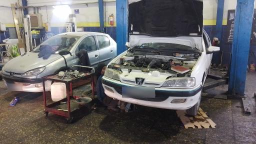 عکس تعمیرگاه ایران خودرو داوود زارع 